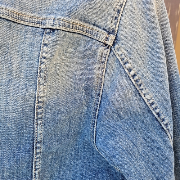 Torrid DENIM TRUCKER JACKET Light Blue Wash 0X - Picture 12 of 12